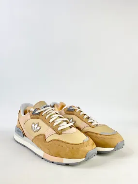 Adidas Trezoid Beige & Ash Pearl Sneakers - EU43.5