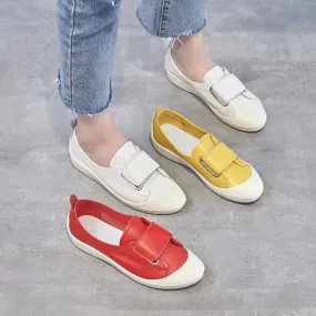 Classic comfortable casual sneakers