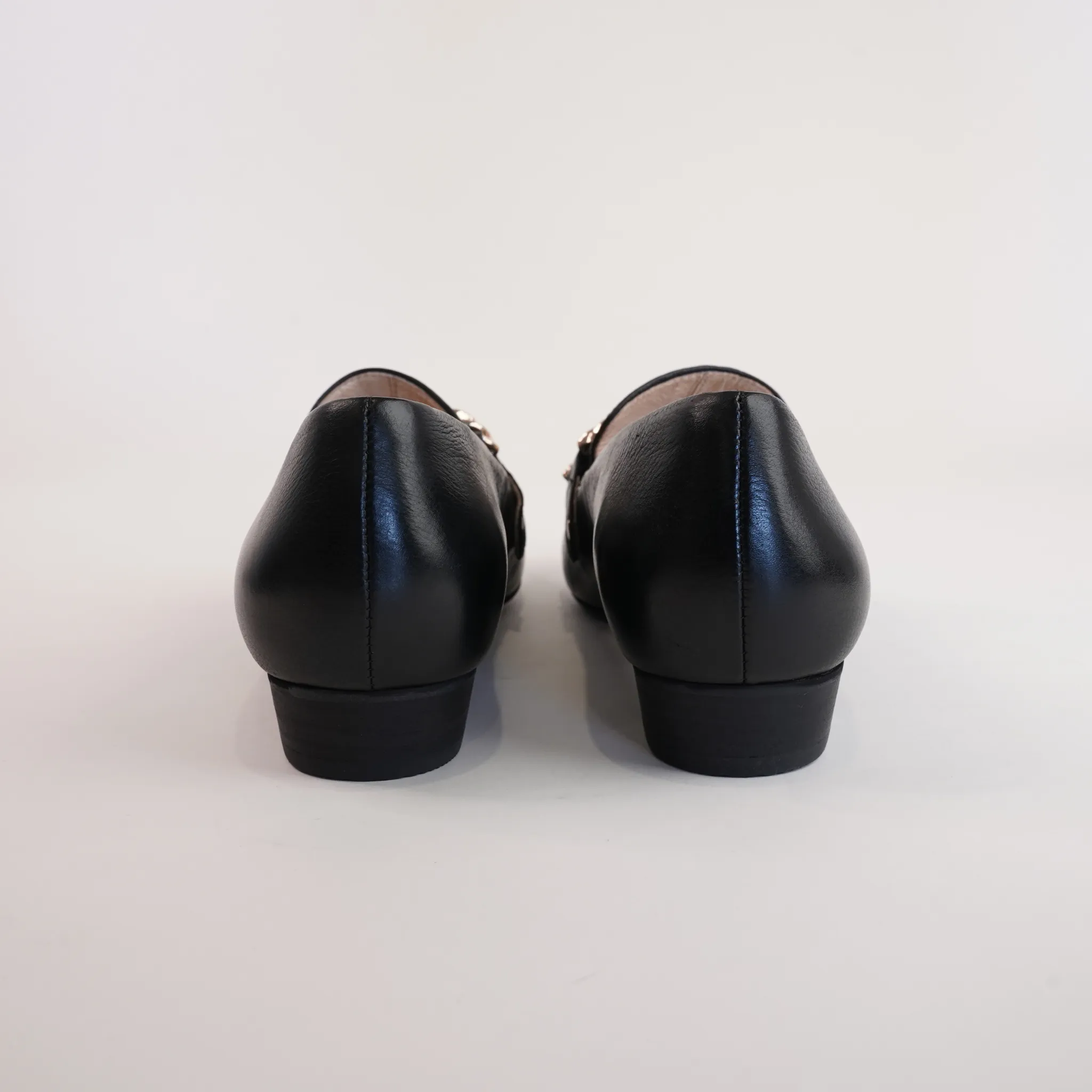 Esben Black/ Black Heel Leather Loafers