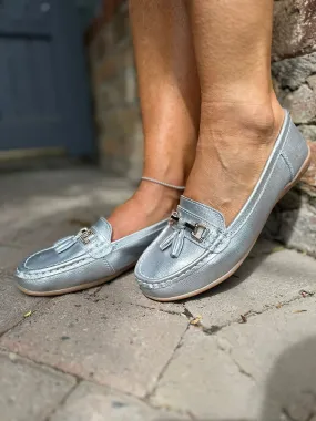 Silver Leather Tassel Loafer