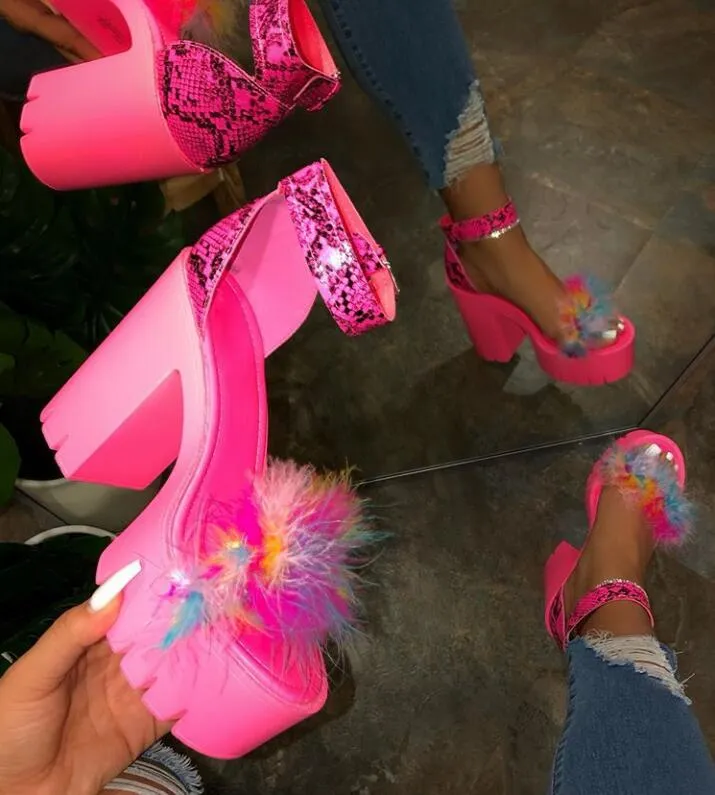 Women Summer Fashion Ankle Strap Furry Platform Sandals